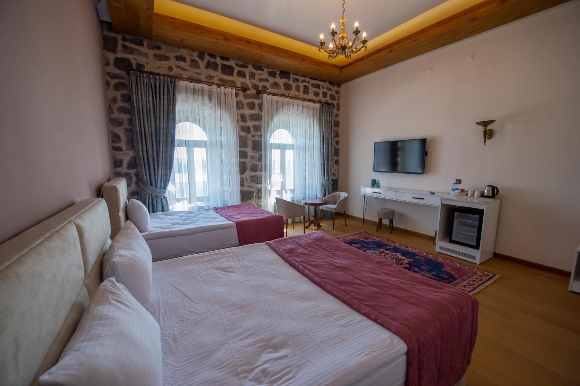 Ve Hotels Beylerbeyi Sarayi Kars Buitenkant foto